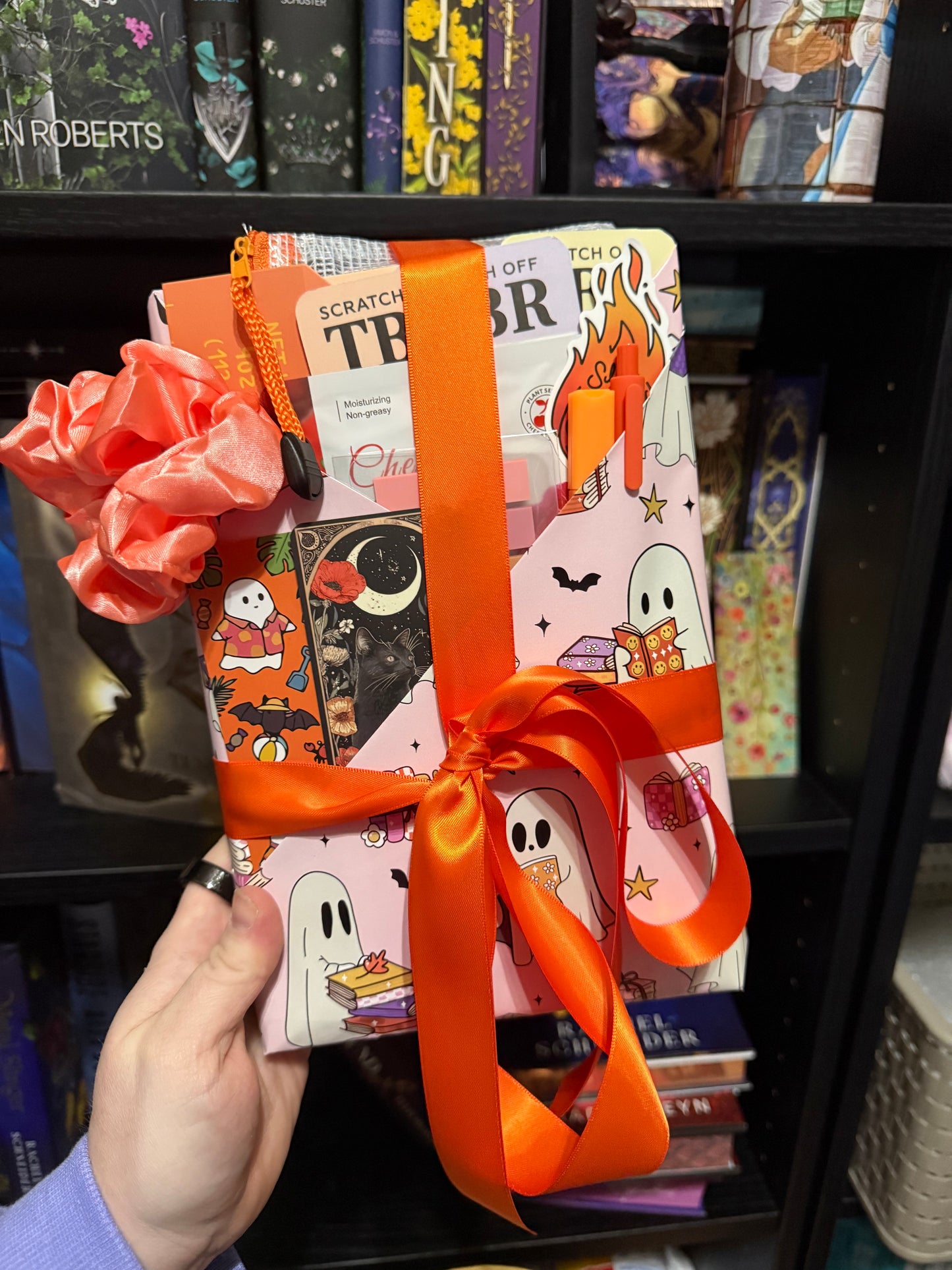 1 hardback, 1 paperback bundle